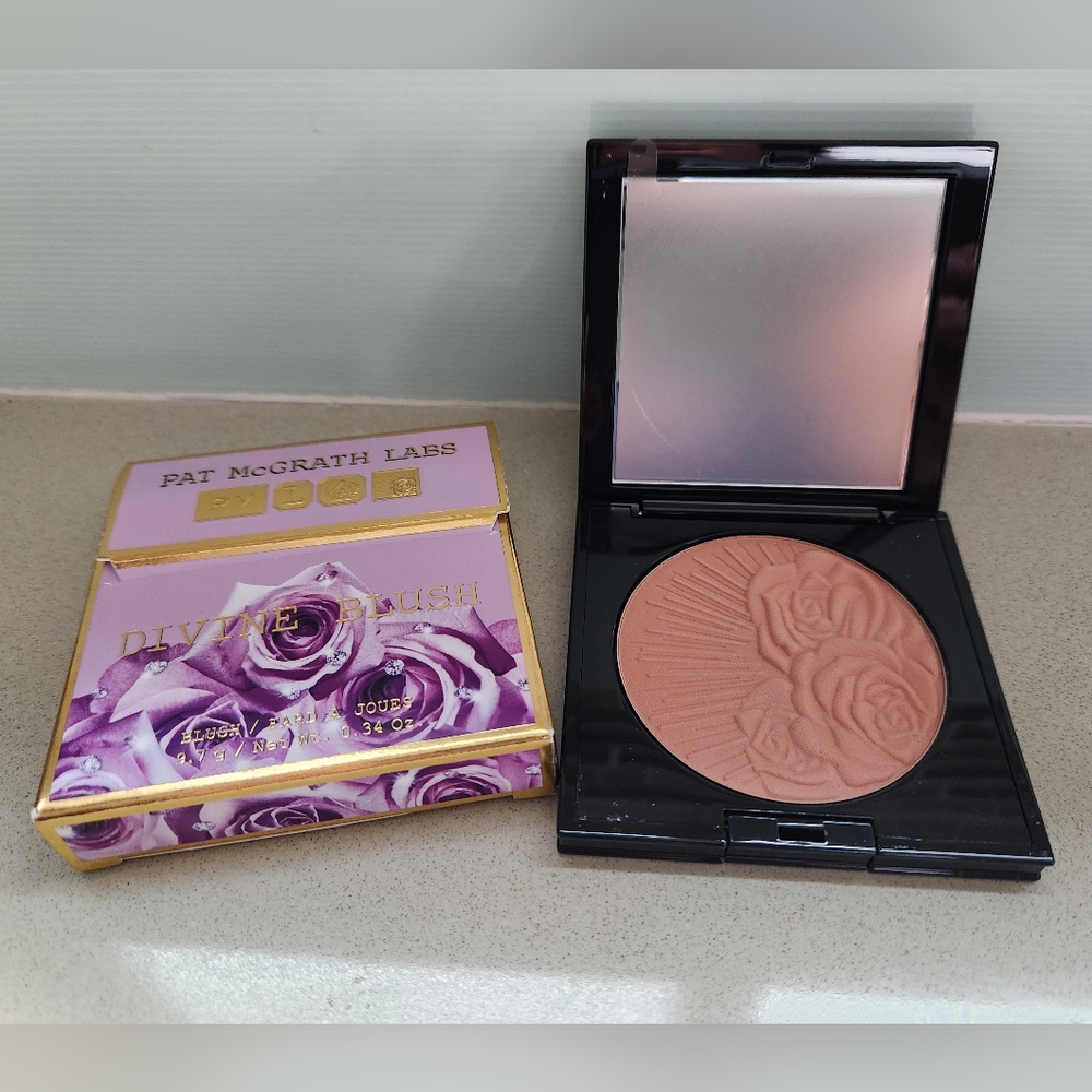 Pat McGrath labs Fetish Divine Blush -Fleurtatious **NEW - Picture 5 of 10
